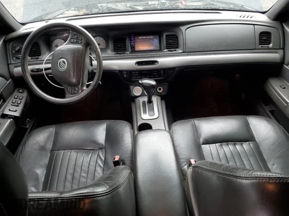 ✅ 2003 Mercury Marauder • VIN: 2MEHM75V03X633896 • Лот: 47188565. Опубликован ранее на Copart с пробегом 154 154 миль. Бесплатный доступ к архиву аукционных продаж из США и подробный отчёт об истории автомобиля на DreamBid. Изображение 8.