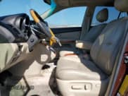 ✅ 2008 Lexus RX 400h • VIN: JTJHW31U282851119 • Lot: 89563415. Wystawiony na Copart z przebiegiem 162 670 mil. Bezpłatny archiwum sprzedaży aukcyjnych z USA i szczegółowy raport historii pojazdu na DreamBid. Zdjęcie 7.