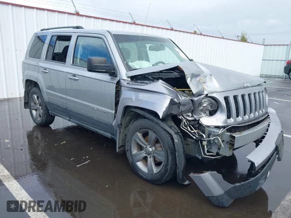 ✅ 2015 Jeep Patriot Latitude • VIN: 1C4NJRFB0FD354344 • Лот: 43358593. Опубликован ранее на IAAI с пробегом 71 698 миль. Бесплатный доступ к архиву аукционных продаж из США и подробный отчёт об истории автомобиля на DreamBid. Изображение 1.