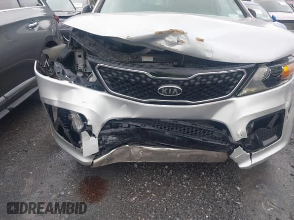 ✅ 2013 Kia Sorento SX • VIN: 5XYKWDA2XDG362271 • Lot: 42340426. Listed on IAAI with 94,459 mi. Free auction sales archive from the USA and detailed vehicle history report at DreamBid. Image 6.