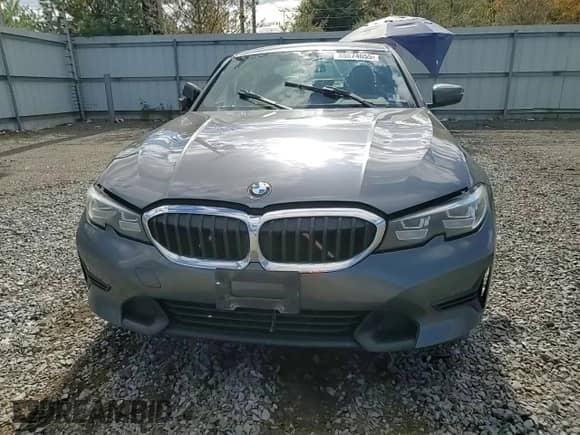 2019 BMW 3 Series 330i xDrive z VIN WBA5R7C52KAJ86419, wystawiony jako Copart lot #85874055 z przebiegiem 149 951 mil mil oraz Szkoda całkowita • Salvage title. Historia ofert i sprzedaży dostępna na DreamBid. Obrazek 13.