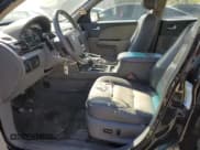 ✅ 2009 Mercury Sable Premier • VIN: 1MEHM42W19G622349 • Lot: 74173404. Wystawiony na Copart z przebiegiem 229 905 mil. Bezpłatny archiwum sprzedaży aukcyjnych z USA i szczegółowy raport historii pojazdu na DreamBid. Zdjęcie 7.