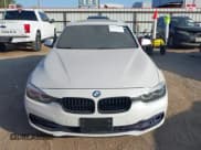 ✅ 2018 BMW 3 Series 330i • VIN: WBA8B9G58JNV00220 • Lot: 43516070. Wystawiony na IAAI z przebiegiem 113 508 mil. Bezpłatny archiwum sprzedaży aukcyjnych z USA i szczegółowy raport historii pojazdu na DreamBid. Zdjęcie 12.