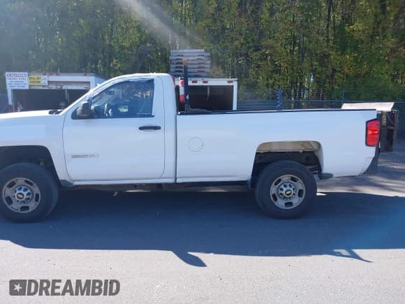 ✅ 2016 Chevrolet Silverado 2500HD Work Truck • VIN: 1GC0CUEG5GZ253258 • Лот: 43348272. Опубликован ранее на IAAI с пробегом 241 177 миль. Бесплатный доступ к архиву аукционных продаж из США и подробный отчёт об истории автомобиля на DreamBid. Изображение 14.