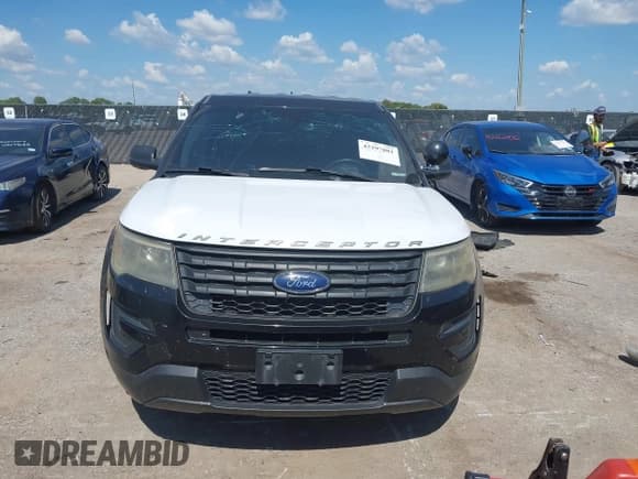 ✅ 2017 Ford Police Interceptor Utility • VIN: 1FM5K8AT8HGE30624 • Лот: 43297081. Опубликован ранее на IAAI с пробегом 149 664 миль. Бесплатный доступ к архиву аукционных продаж из США и подробный отчёт об истории автомобиля на DreamBid. Изображение 12.