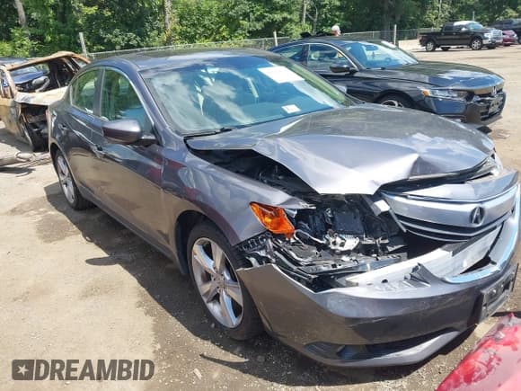 ✅ 2015 Acura ILX Premium • VIN: 19VDE1F51FE004918 • Lot: 43025688. Wystawiony na IAAI z przebiegiem 108 621 mil. Bezpłatny archiwum sprzedaży aukcyjnych z USA i szczegółowy raport historii pojazdu na DreamBid. Zdjęcie 6.