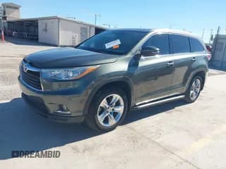 ✅ 2015 Toyota Highlander Limited • VIN: 5TDYKRFHXFS041742 • Lot: 43558955. Listed on IAAI with 138,495 mi. Free auction sales archive from the USA and detailed vehicle history report at DreamBid. Image 2.