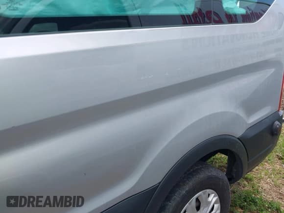 ✅ 2020 Ford Transit Passenger XL • VIN: 1FBAX2Y85LKA09571 • Lot: 40851163. Wystawiony na IAAI z przebiegiem 195 083 mil. Bezpłatny archiwum sprzedaży aukcyjnych z USA i szczegółowy raport historii pojazdu na DreamBid. Zdjęcie 22.