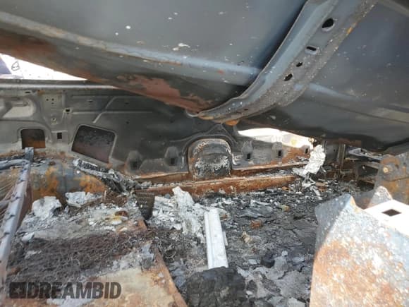 ✅ 2002 Ford Econoline Passenger XL • VIN: 1FMRE11L12HA67939 • Lot: 71419425. Listed on Copart with Not provided. Free auction sales archive from the USA and detailed vehicle history report at DreamBid. Image 11.