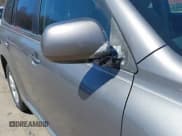 ✅ 2011 Toyota Highlander • VIN: JTEBC3EH6B2000720 • Lot: 42027115. Listed on IAAI with 407,466 mi. Free auction sales archive from the USA and detailed vehicle history report at DreamBid. Image 18.