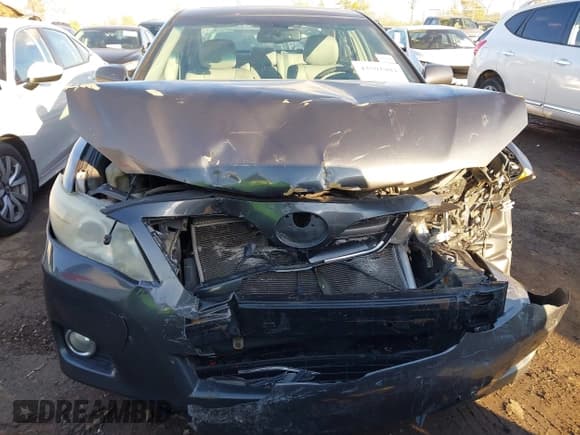 ✅ 2011 Toyota Camry LE • VIN: 4T4BF3EK6BR175434 • Lot: 43591904. Listed on IAAI with Not provided. Free auction sales archive from the USA and detailed vehicle history report at DreamBid. Image 12.