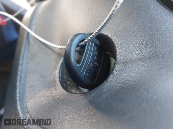 ✅ 2013 Dodge Challenger Rallye Redline • VIN: 2C3CDYAG3DH554201 • Lot: 41616771. Wystawiony na IAAI z przebiegiem 153 984 mil. Bezpłatny archiwum sprzedaży aukcyjnych z USA i szczegółowy raport historii pojazdu na DreamBid. Zdjęcie 11.