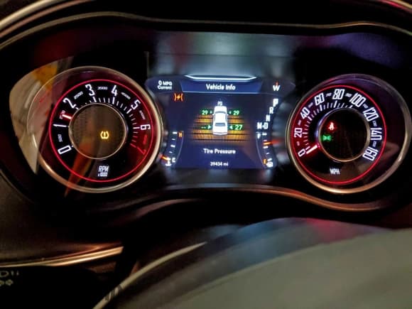 ✅ 2016 Dodge Challenger SXT • VIN: 2C3CDZAG7GH130854 • Lot: 95162515. Listed on Copart with 39,434 mi. Free auction sales archive from the USA and detailed vehicle history report at DreamBid. Image 9.