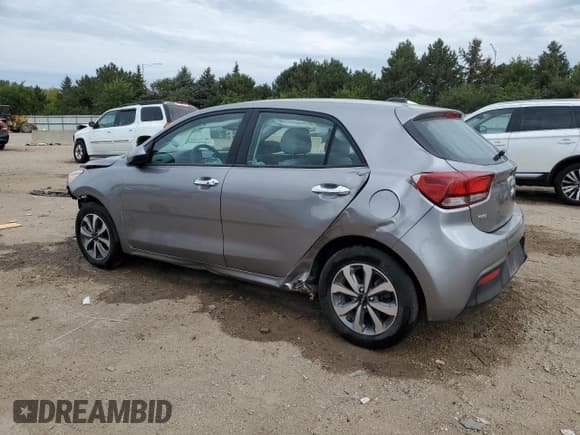 ✅ 2023 Kia Rio S • VIN: 3KPA25AD8PE511597 • Lot: 70601855. Wystawiony na Copart z przebiegiem 15 363 mil. Bezpłatny archiwum sprzedaży aukcyjnych z USA i szczegółowy raport historii pojazdu na DreamBid. Zdjęcie 2.