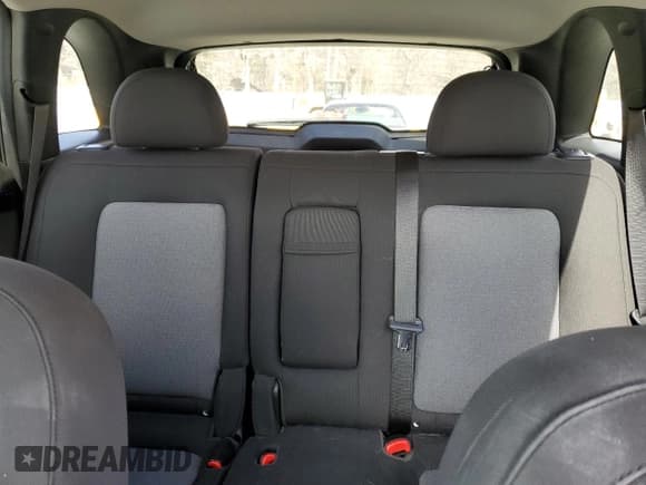 ✅ 2015 Chevrolet Captiva Sport LS • VIN: 3GNAL2EK3FS508022 • Lot: 47786145. Wystawiony na Copart z przebiegiem 105 072 mil. Bezpłatny archiwum sprzedaży aukcyjnych z USA i szczegółowy raport historii pojazdu na DreamBid. Zdjęcie 10.