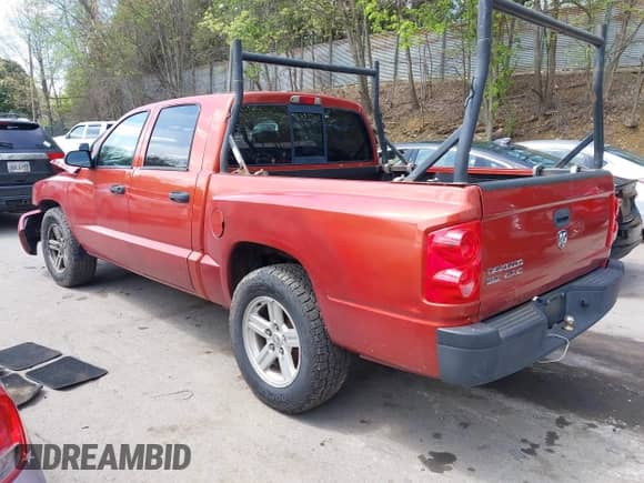 2007 Dodge Dakota SLT with VIN 1D7HW48K87S270838, listed as a IAAI auction lot 42150101 with 225,761 mi miles and . Bid and sale history available at DreamBid. Image 3.