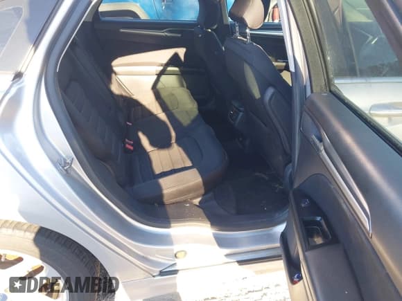 ✅ 2015 Ford Fusion SE • VIN: 1FA6P0H74F5124667 • Lot: 43537190. Listed on IAAI with 105,860 mi. Free auction sales archive from the USA and detailed vehicle history report at DreamBid. Image 8.