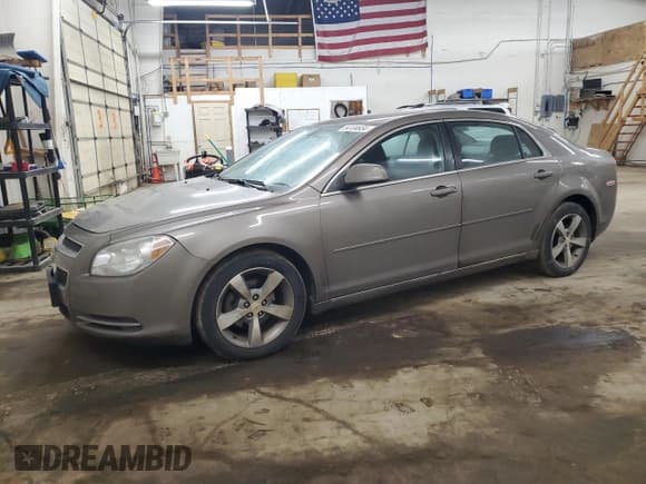 ✅ 2011 Chevrolet Malibu 1LT • VIN: 1G1ZC5E14BF355016 • Lot: 84104934. Listed on Copart with 106,908 mi. Free auction sales archive from the USA and detailed vehicle history report at DreamBid. Image 1.