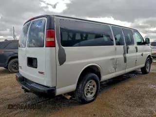 ✅ 2010 GMC Savana LS • VIN: 1GJ2GZDG5A1180158 • Lot: 91743295. Wystawiony na Copart z przebiegiem 49 743 mil. Bezpłatny archiwum sprzedaży aukcyjnych z USA i szczegółowy raport historii pojazdu na DreamBid. Zdjęcie 3.