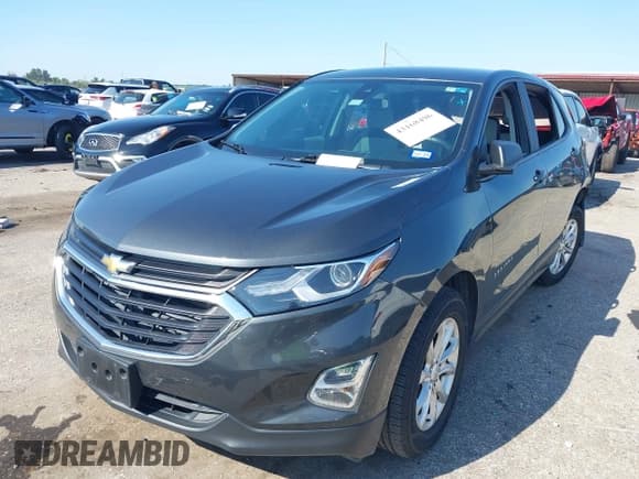 ✅ 2020 Chevrolet Equinox LS • VIN: 2GNAXHEV0L6278919 • Lot: 43168496. Wystawiony na IAAI z przebiegiem 99 477 mil. Bezpłatny archiwum sprzedaży aukcyjnych z USA i szczegółowy raport historii pojazdu na DreamBid. Zdjęcie 17.