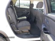 ✅ 2019 Chevrolet Traverse LT Cloth • VIN: 1GNERGKW9KJ201082 • Lot: 43286205. Wystawiony na IAAI z przebiegiem 101 797 mil. Bezpłatny archiwum sprzedaży aukcyjnych z USA i szczegółowy raport historii pojazdu na DreamBid. Zdjęcie 8.