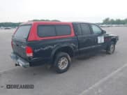 ✅ 2001 Dodge Dakota Sport • VIN: 1B7HG2AN31S225393 • Lot: 42183298. Wystawiony na IAAI z przebiegiem 244 961 mil. Bezpłatny archiwum sprzedaży aukcyjnych z USA i szczegółowy raport historii pojazdu na DreamBid. Zdjęcie 4.