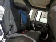 ✅ 2018 Jeep Wrangler Unlimited Sport S • VIN: 1C4HJXDN0JW215522 • Lot: 91075525. Wystawiony na Copart z przebiegiem 106 109 mil. Bezpłatny archiwum sprzedaży aukcyjnych z USA i szczegółowy raport historii pojazdu na DreamBid. Zdjęcie 10.