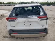 ✅ 2025 Toyota RAV4 Hybrid Limited • VIN: JTMD6RFV8SJ066946 • Lot: 70495035. Wystawiony na Copart z przebiegiem 8 626 mil. Bezpłatny archiwum sprzedaży aukcyjnych z USA i szczegółowy raport historii pojazdu na DreamBid. Zdjęcie 6.