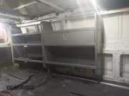 ✅ 2018 Ford Transit • VIN: 1FTYR2YM8JKA04248 • Lot: 41686135. Wystawiony na IAAI z przebiegiem 204 019 mil. Bezpłatny archiwum sprzedaży aukcyjnych z USA i szczegółowy raport historii pojazdu na DreamBid. Zdjęcie 8.