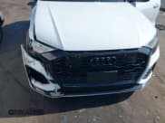 ✅ 2022 Audi RS Q8 • VIN: WU1ARBF18ND025883 • Lot: 42308476. Wystawiony na IAAI z przebiegiem 41 554 mil. Bezpłatny archiwum sprzedaży aukcyjnych z USA i szczegółowy raport historii pojazdu na DreamBid. Zdjęcie 6.