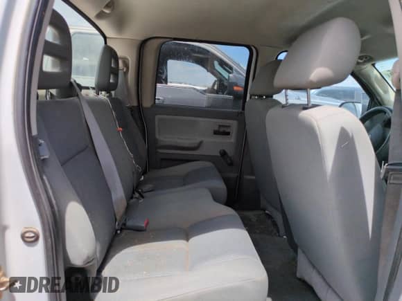 ✅ 2006 Dodge Dakota ST • VIN: 1D7HE28N96S528476 • Лот: 63207085. Размещён на Copart с пробегом 204 478 миль миль. Получите бесплатный доступ к архиву аукционных продаж из США и посмотрите подробный отчёт об истории автомобиля на DreamBid. Изображение 10.