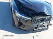 ✅ 2025 Volvo XC60 Plus • VIN: YV4H60RCXS1049604 • Lot: 43594924. Listed on IAAI with 1,926 mi. Free auction sales archive from the USA and detailed vehicle history report at DreamBid. Image 17.