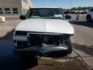 1999 Chevrolet S-10 с VIN 1GCCS144XX8121429, выставлен на аукционе Copart как лот 75198754 с пробегом 168 816 миль миль и Списание • Salvage title. История ставок и продаж доступна на DreamBid. Изображение 5.