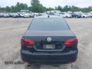 ✅ 2012 Volkswagen Jetta SE • VIN: 3VWDX7AJ0CM324674 • Лот: 42297693. Опубликован ранее на IAAI с пробегом 225 896 миль. Бесплатный доступ к архиву аукционных продаж из США и подробный отчёт об истории автомобиля на DreamBid. Изображение 16.