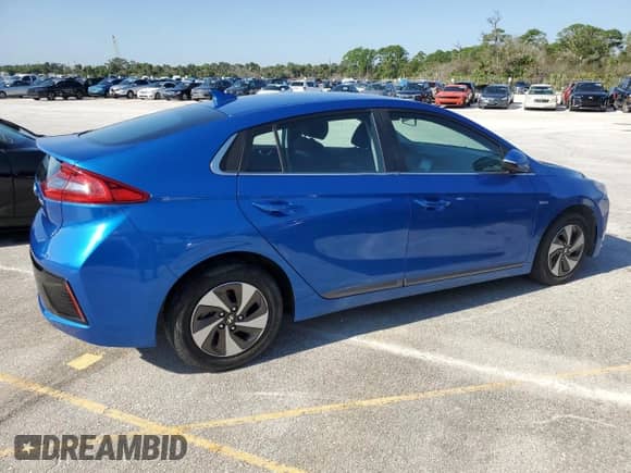 2018 Hyundai Ioniq SEL с VIN KMHC75LC5JU066657, выставлен на аукционе Copart как лот 73967174 с пробегом 102 449 миль миль и Списание • Salvage title. История ставок и продаж доступна на DreamBid. Изображение 3.