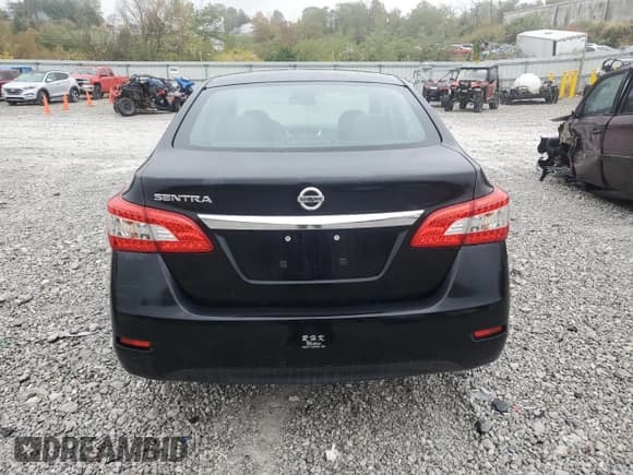✅ 2015 Nissan Sentra S • VIN: 3N1AB7AP8FY372769 • Lot: 82768455. Listed on Copart with 115,565 mi. Free auction sales archive from the USA and detailed vehicle history report at DreamBid. Image 6.