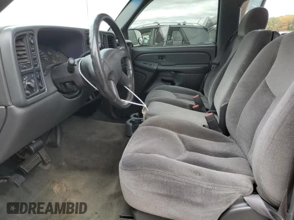 ✅ 2005 GMC Sierra 1500 SLE • VIN: 2GTEK13T851131765 • Lot: 89616945. Wystawiony na Copart z przebiegiem 219 455 mil. Bezpłatny archiwum sprzedaży aukcyjnych z USA i szczegółowy raport historii pojazdu na DreamBid. Zdjęcie 7.