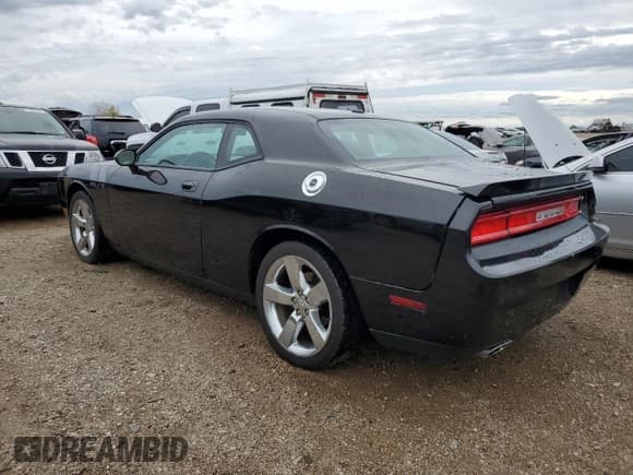 ✅ 2010 Dodge Challenger R/T Classic • VIN: 2B3CJ5DT6AH296877 • Lot: 72045134. Wystawiony na Copart z przebiegiem 58 647 mil. Bezpłatny archiwum sprzedaży aukcyjnych z USA i szczegółowy raport historii pojazdu na DreamBid. Zdjęcie 2.
