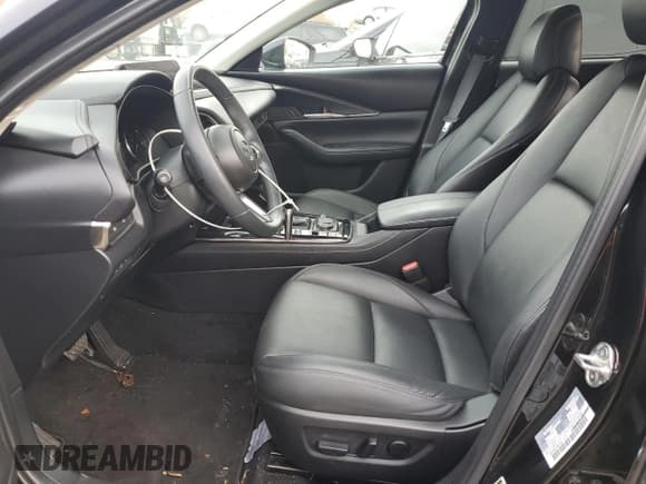 ✅ 2024 Mazda CX-30 S Carbon Edition • VIN: 3MVDMBCMXRM667456 • Lot: 91525845. Listed on Copart with 22,775 mi. Free auction sales archive from the USA and detailed vehicle history report at DreamBid. Image 7.