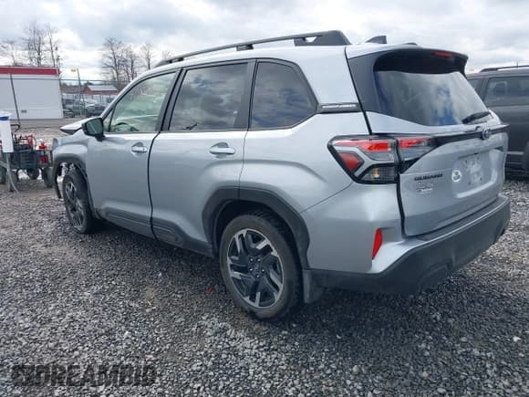✅ 2025 Subaru Forester Limited • VIN: JF2SLDRC4SH416319 • Lot: 42002953. Listed on IAAI with 5,105 mi. Free auction sales archive from the USA and detailed vehicle history report at DreamBid. Image 3.