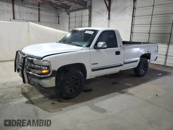 ✅ 2000 Chevrolet Silverado 1500 • VIN: 1GCEK14VXYE361973 • Лот: 89648195. Опубликован ранее на Copart с пробегом 255 500 миль. Бесплатный доступ к архиву аукционных продаж из США и подробный отчёт об истории автомобиля на DreamBid. Изображение 1.