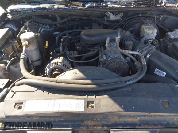 ✅ 2003 Chevrolet S-10 LS • VIN: 1GCCS19X338186863 • Лот: 41346292. Опубликован ранее на IAAI с пробегом 209 680 миль. Бесплатный доступ к архиву аукционных продаж из США и подробный отчёт об истории автомобиля на DreamBid. Изображение 10.