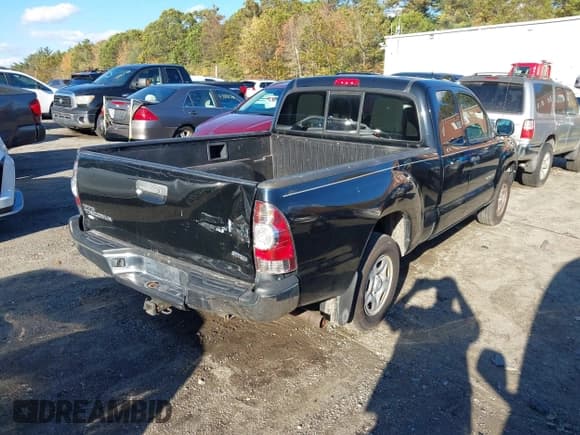 ✅ 2011 Toyota Tacoma • VIN: 5TFTX4CNXBX001108 • Лот: 43488196. Опубликован ранее на IAAI с пробегом 151 858 миль. Бесплатный доступ к архиву аукционных продаж из США и подробный отчёт об истории автомобиля на DreamBid. Изображение 4.