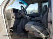 ✅ 2005 Ford Econoline Passenger XL • VIN: 1FBNE31LX5HA76002 • Lot: 43599865. Wystawiony na Copart z przebiegiem 198 749 mil. Bezpłatny archiwum sprzedaży aukcyjnych z USA i szczegółowy raport historii pojazdu na DreamBid. Zdjęcie 7.