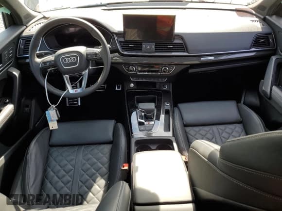 ✅ 2024 Audi SQ5 Premium Plus • VIN: WA1B4AFY8R2039091 • Lot: 71422284. Listed on Copart with Not provided. Free auction sales archive from the USA and detailed vehicle history report at DreamBid. Image 8.