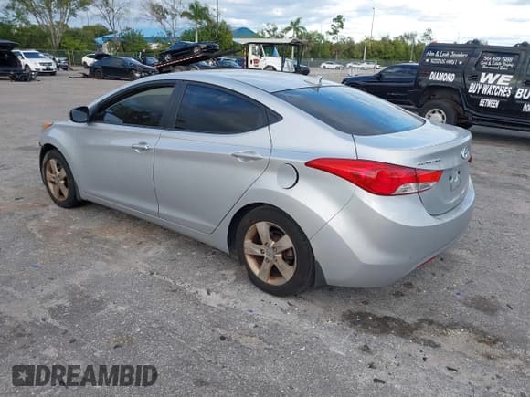 ✅ 2013 Hyundai Elantra GLS • VIN: KMHDH4AE4DU506355 • Lot: 43697014. Listed on IAAI with 174,555 mi. Free auction sales archive from the USA and detailed vehicle history report at DreamBid. Image 3.