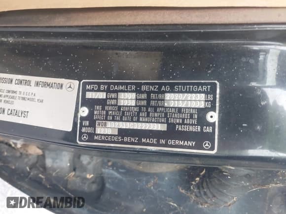 ✅ 1982 Mercedes-Benz 240 • VIN: WDBAB23A5CB299331 • Lot: 43312568. Wystawiony na IAAI z przebiegiem 227 260 mil. Bezpłatny archiwum sprzedaży aukcyjnych z USA i szczegółowy raport historii pojazdu na DreamBid. Zdjęcie 9.