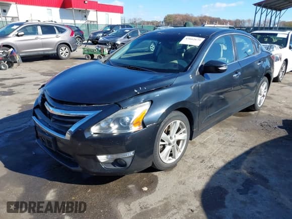 ✅ 2015 Nissan Altima S • VIN: 1N4AL3AP3FN897342 • Lot: 43662675. Listed on IAAI with 107,037 mi. Free auction sales archive from the USA and detailed vehicle history report at DreamBid. Image 17.