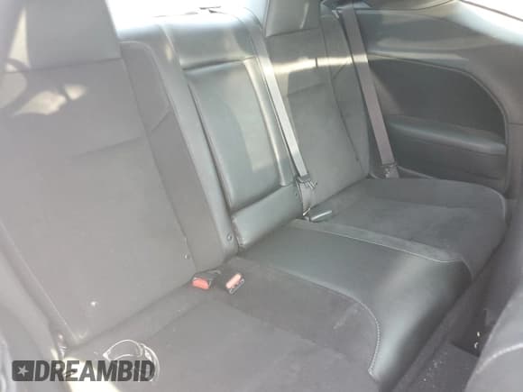 ✅ 2022 Dodge Challenger GT • VIN: 2C3CDZJG2NH192126 • Lot: 65596134. Wystawiony na Copart z przebiegiem 45 720 mil. Bezpłatny archiwum sprzedaży aukcyjnych z USA i szczegółowy raport historii pojazdu na DreamBid. Zdjęcie 10.