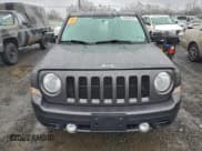 ✅ 2016 Jeep Patriot High Altitude • VIN: 1C4NJRFB4GD580467 • Lot: 93562615. Wystawiony na Copart z przebiegiem 59 642 mil. Bezpłatny archiwum sprzedaży aukcyjnych z USA i szczegółowy raport historii pojazdu na DreamBid. Zdjęcie 5.